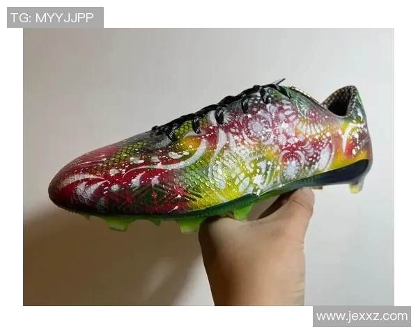 足球明星球鞋制作背后的工艺与设计理念揭秘